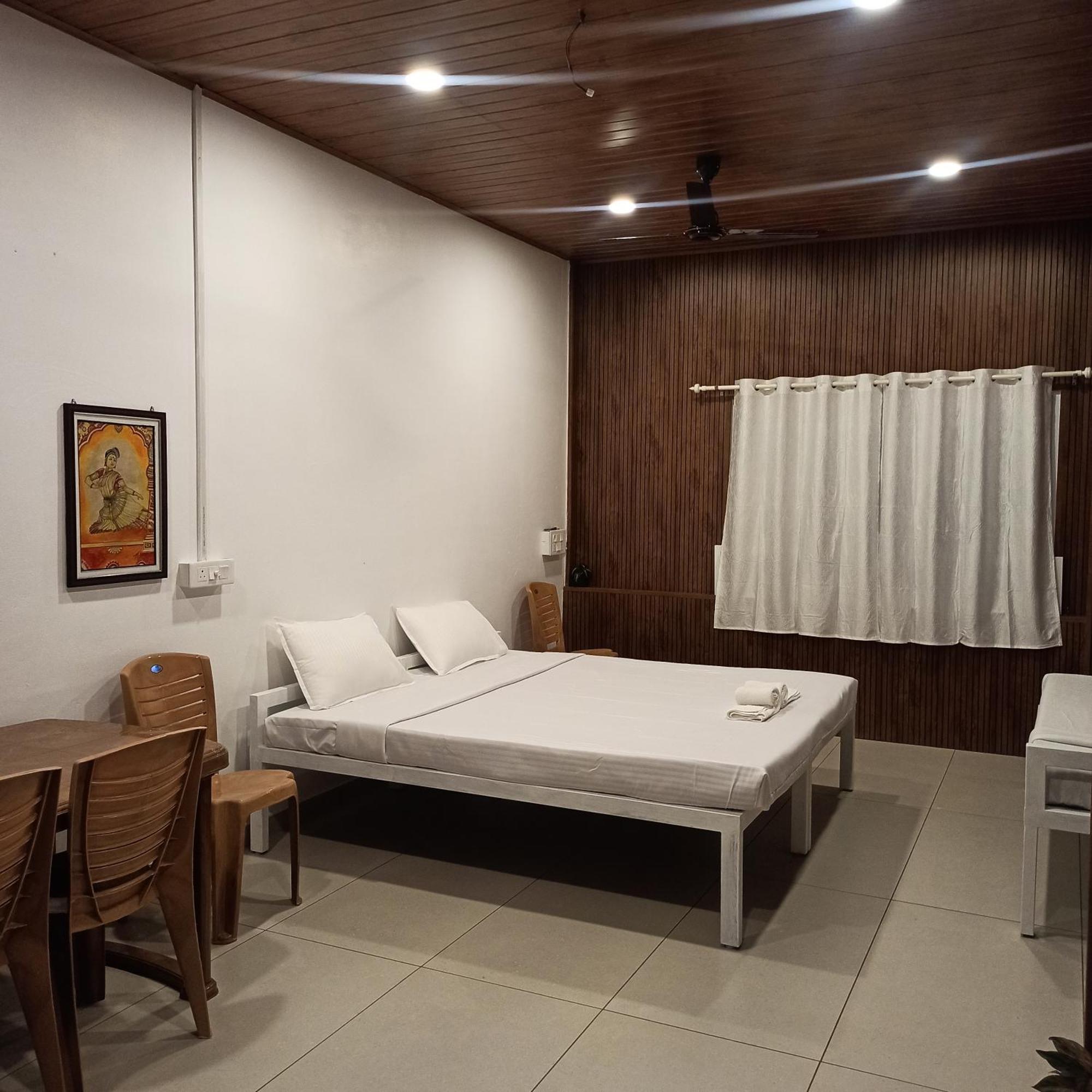 Bethesda Inn Kochi Cameră foto