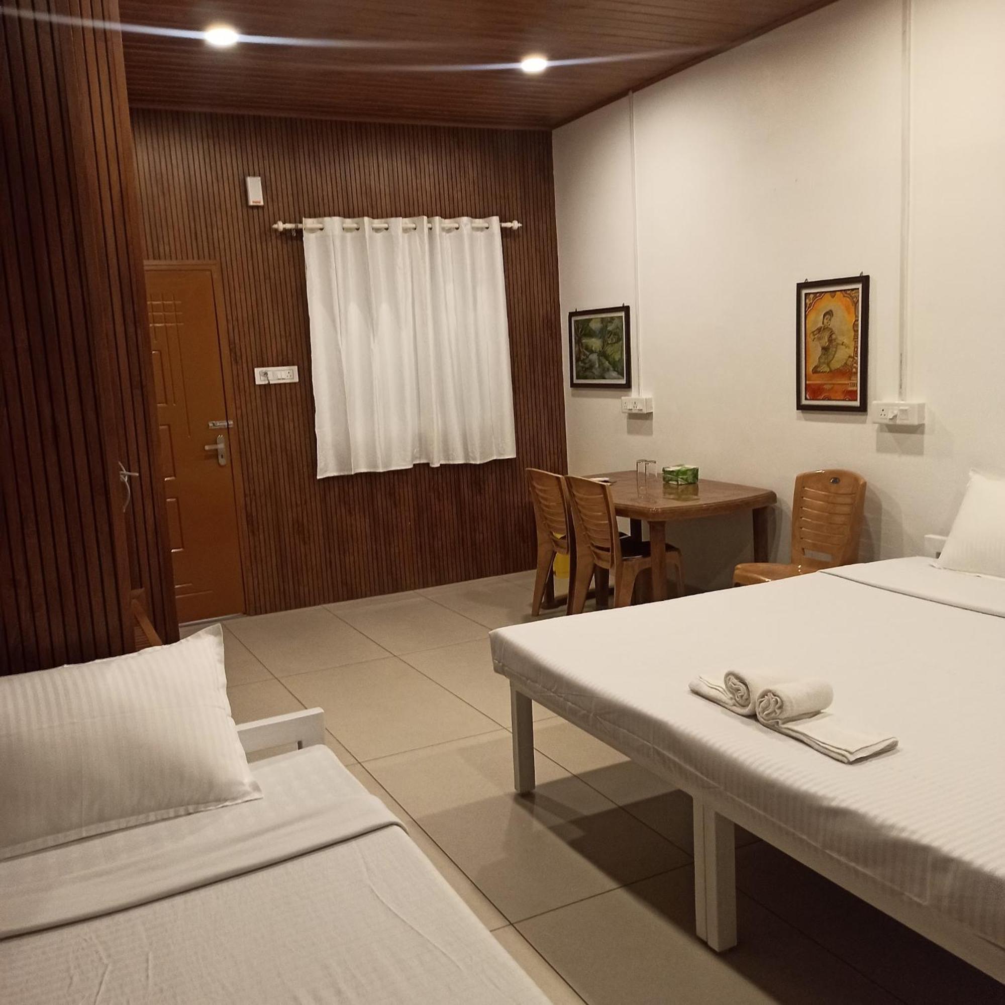 Bethesda Inn Kochi Cameră foto